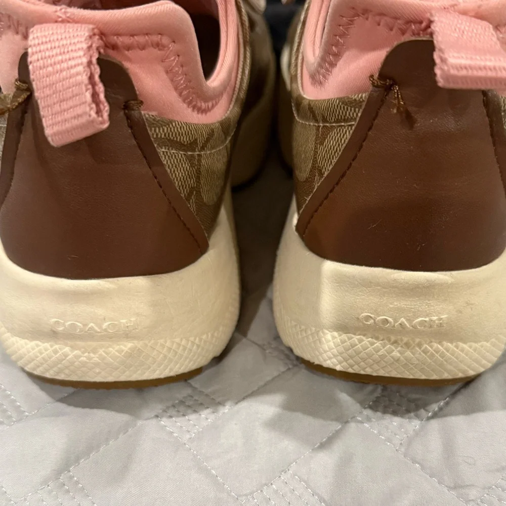 Coach Shoes Womens Logo Sneakers Size 8 B Multicolor Sig Tech Runner - Picture 6 of 11